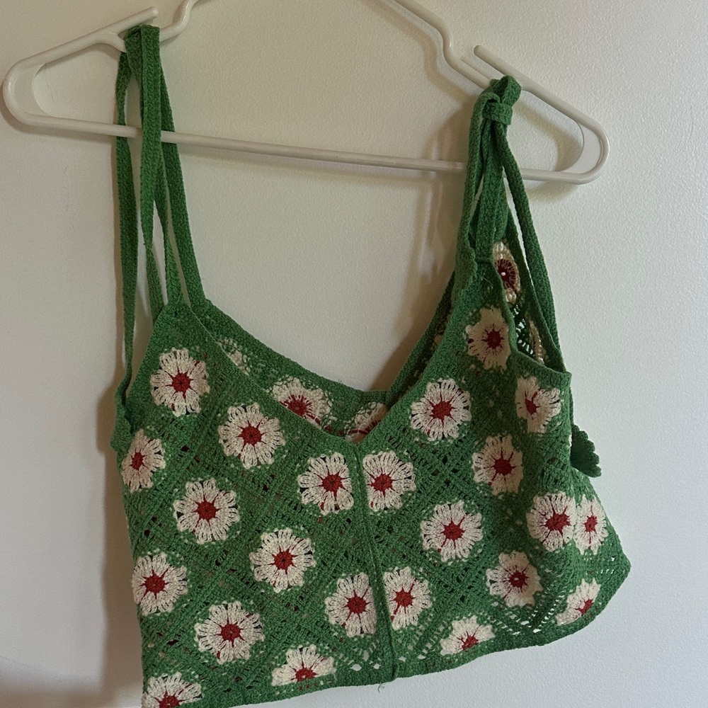 Green Floral Crochet Crop Top